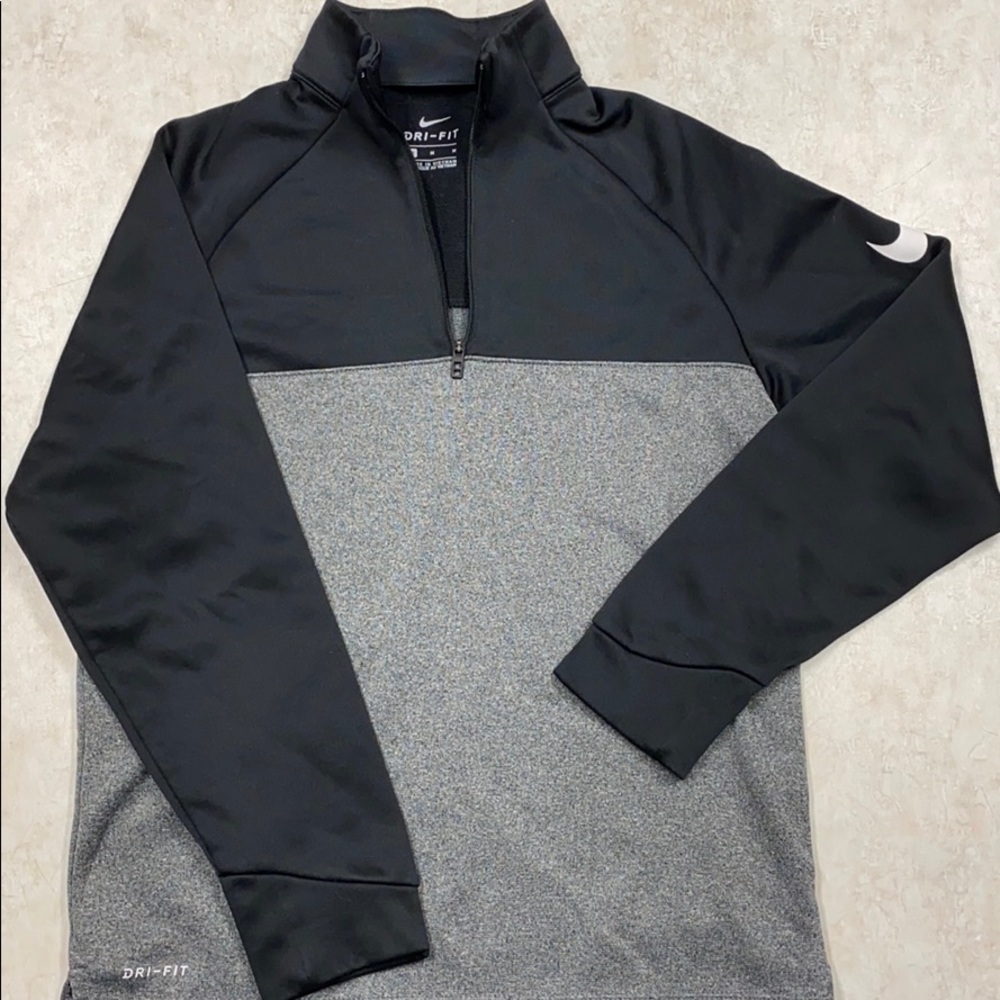 Nike Boys Medium Dri-Fit 2 tone Sweatshirt